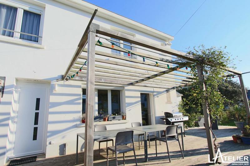 Maison - 140 m² - 6 pièces