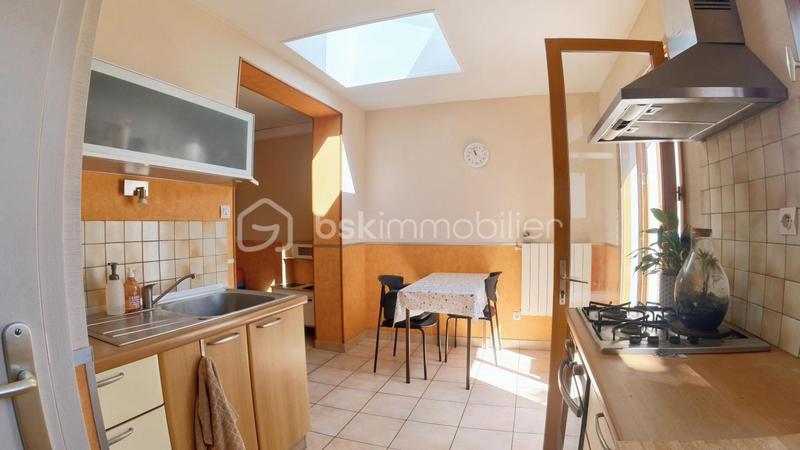 Maison jumelée - 115 m² - 4 pièces