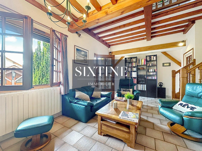 Maison - 163 m² - 6 pièces