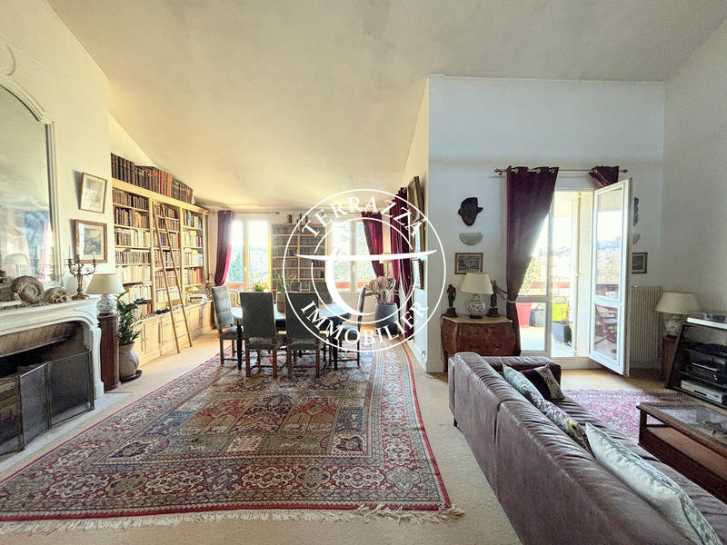 Duplex - 198 m² - 8 pièces