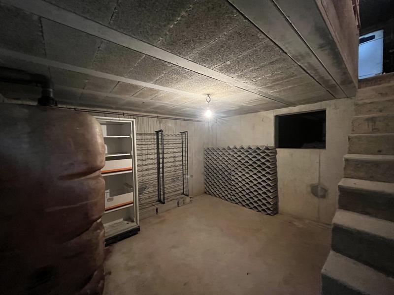 Maison - 180 m² - 8 pièces