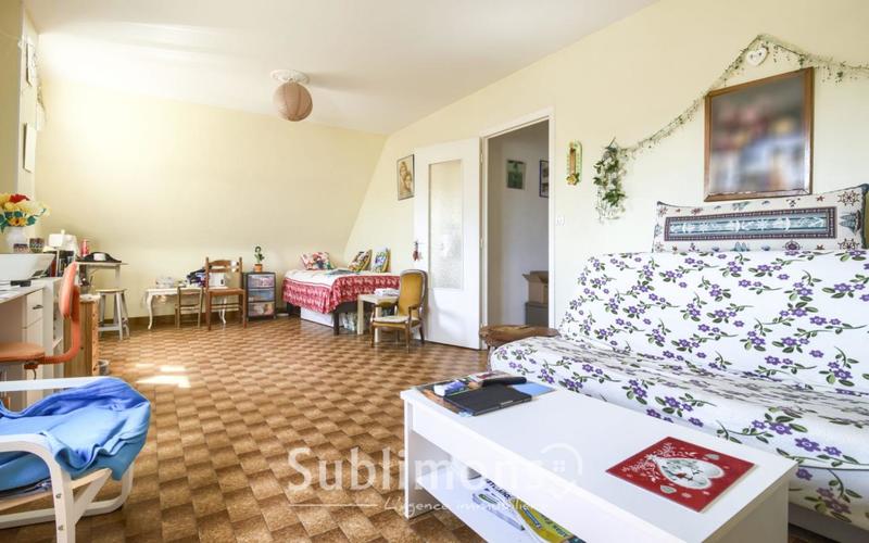 Maison - 159 m² - 7 pièces