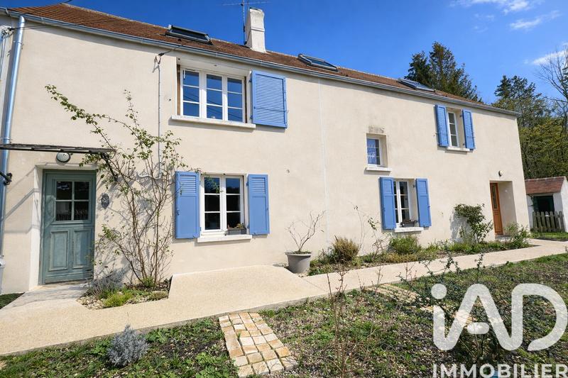 Maison - 230 m² - 7 pièces