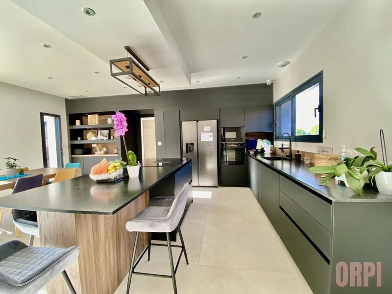 Villa - 150 m² - 5 pièces