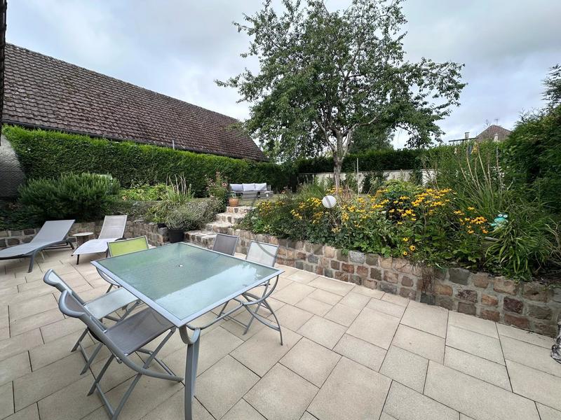 Maison - 162 m² - 8 pièces