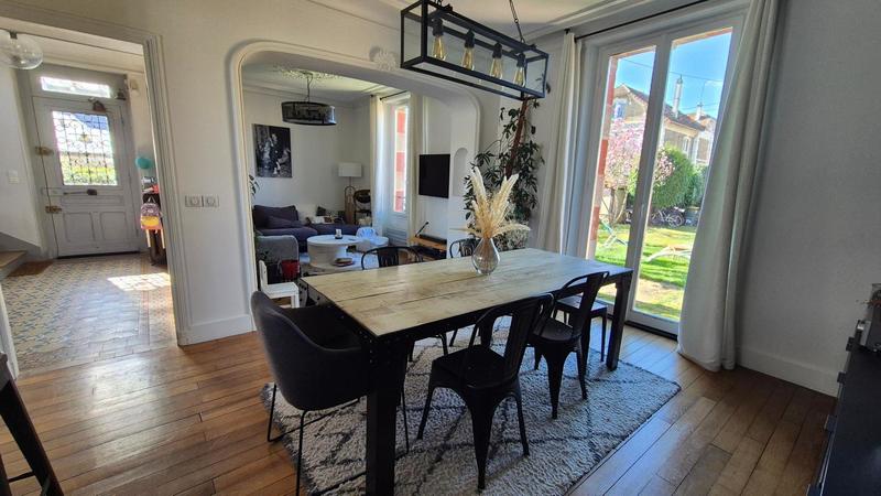 Maison - 120 m² - 5 pièces