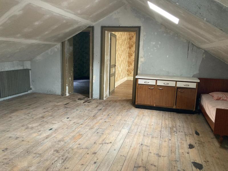 Maison - 229 m² - 11 pièces