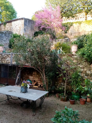 Maison - 300 m² - 9 pièces