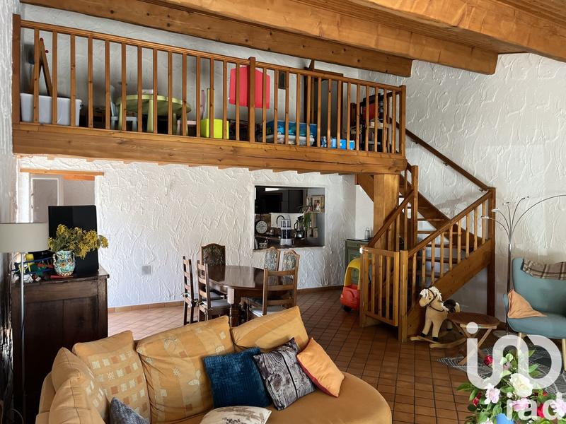 Maison - 195 m² - 7 pièces