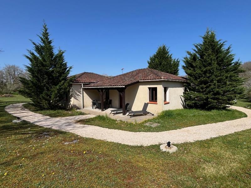 Propriété - 510 m² - 22 pièces