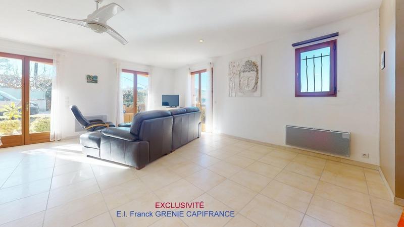 Maison - 93 m² - 4 pièces