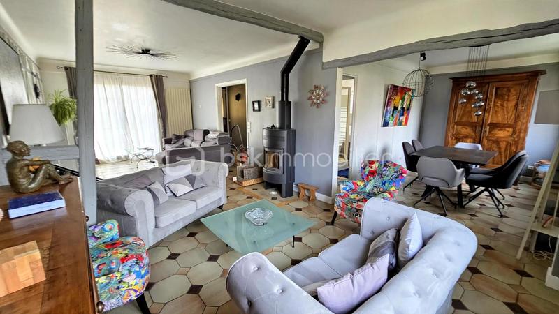 Maison - 88 m² - 5 pièces
