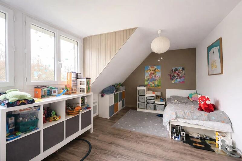 Maison - 142 m² - 7 pièces