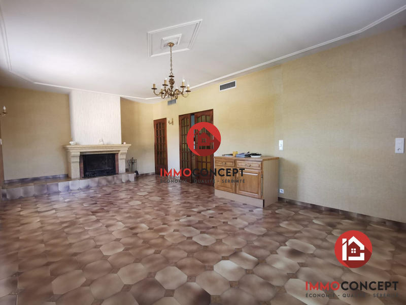 Villa - 214 m² - 8 pièces