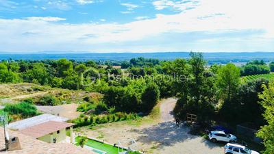 Propriété - 301 m² - 10 pièces