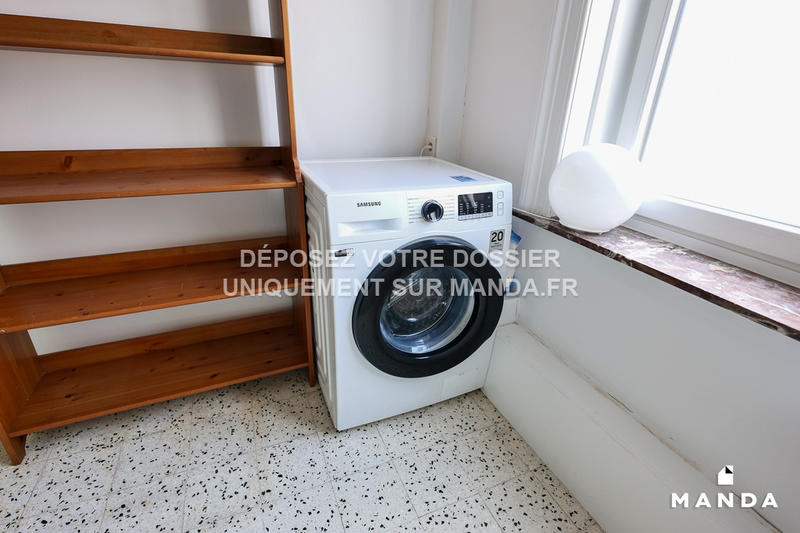 Appartement - 75 m² - 2 pièces