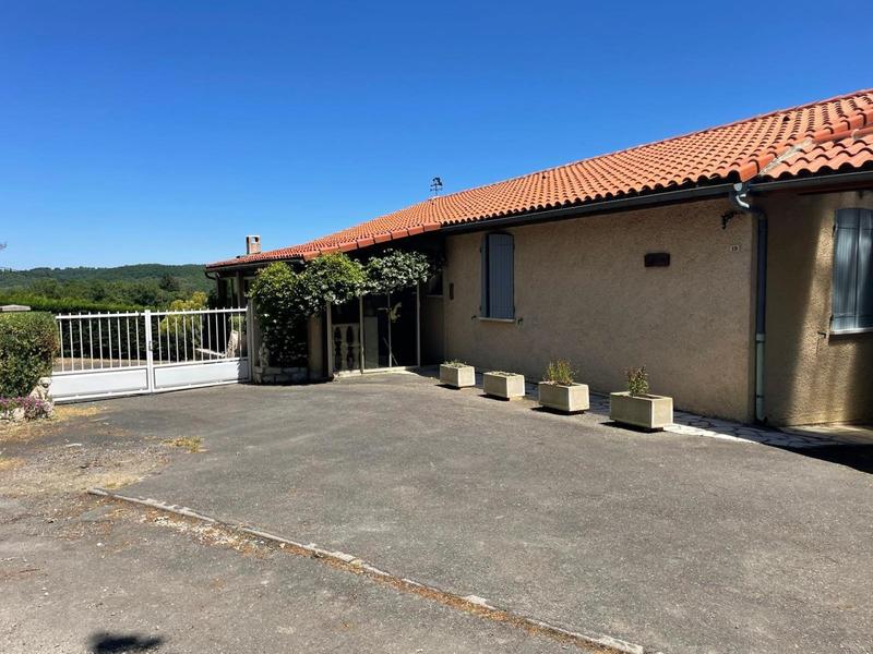 Maison - 123 m² - 5 pièces