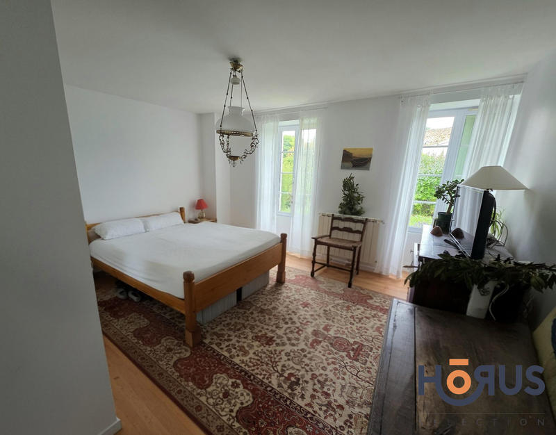 Viager - Maison - 127 m² - 6 pièces