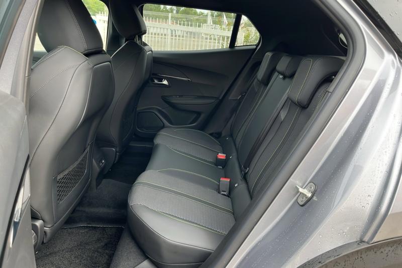 Peugeot 2008 Hybrid 145 E-Dsc6 Gt Visi