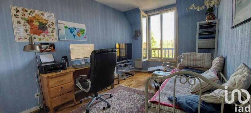 Maison - 185 m² - 8 pièces