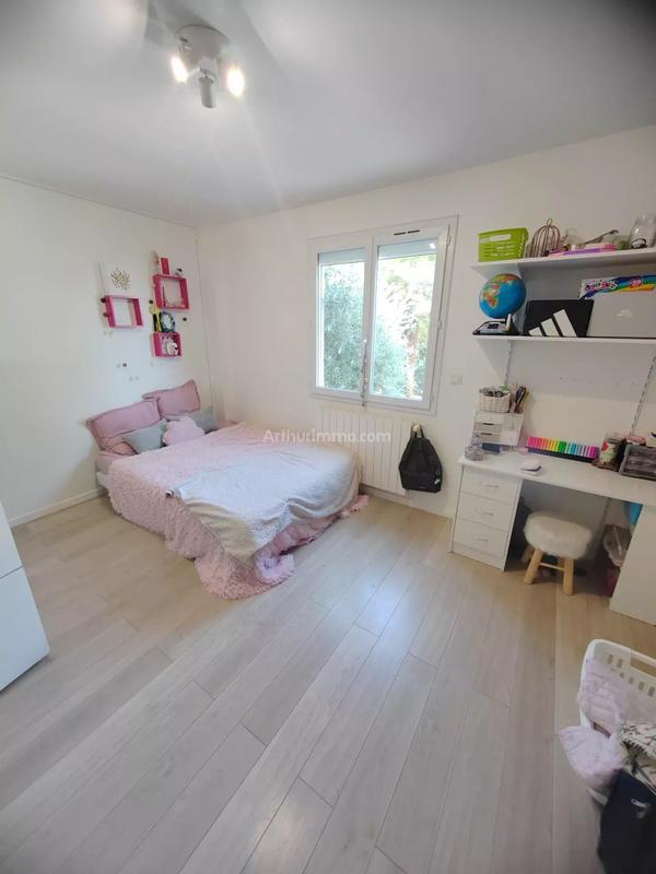 Maison - 163 m² - 7 pièces