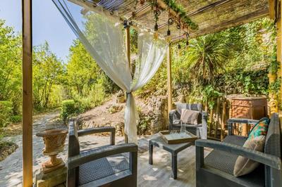 Maison ancienne - 195 m² - 7 pièces