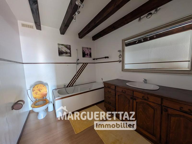 Ferme - 300 m² - 11 pièces