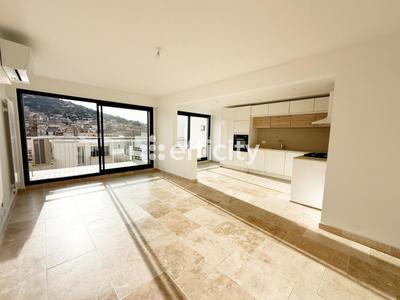 Appartement - 88 m² - 4 pièces