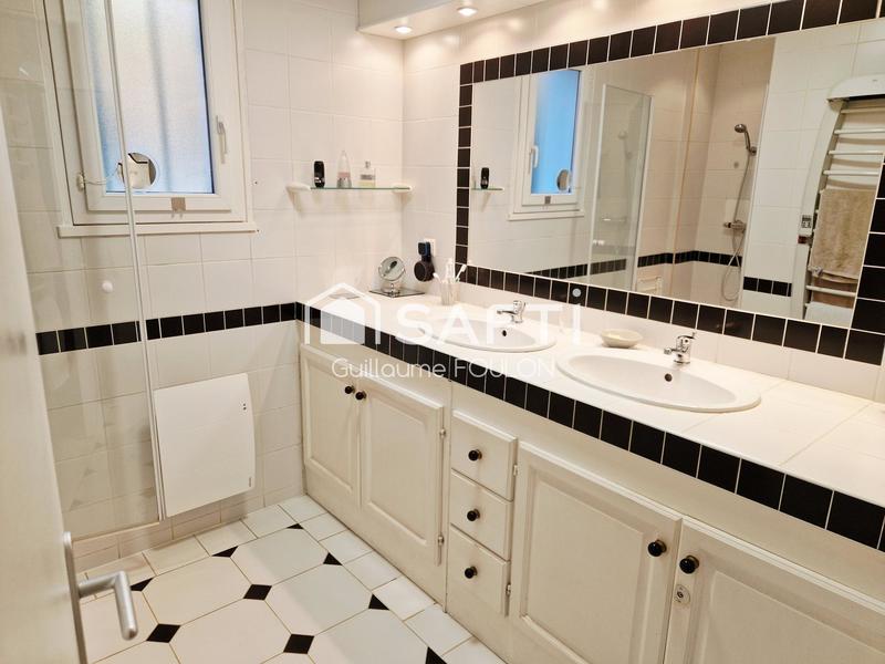 Maison - 175 m² - 6 pièces