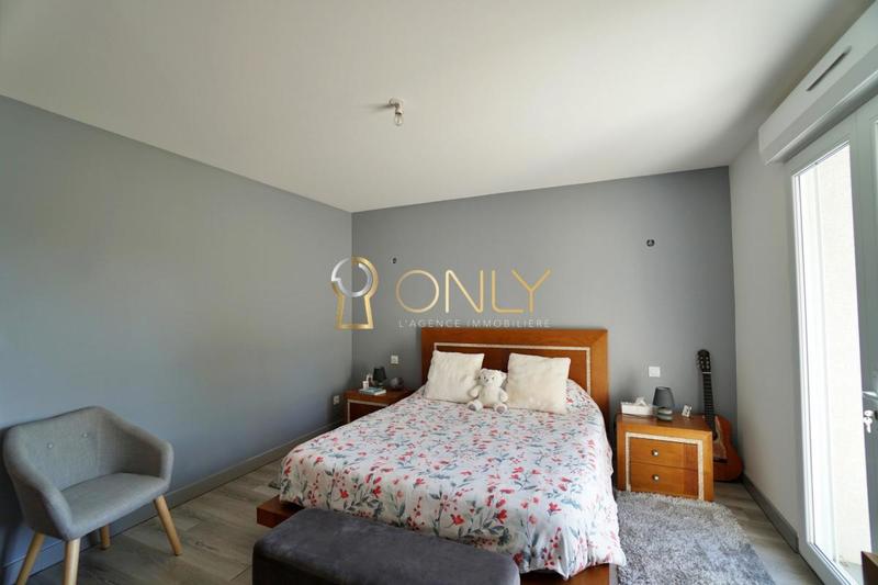 Maison - 226 m² - 6 pièces