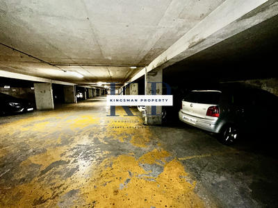 Parking / Garage - 12 m²