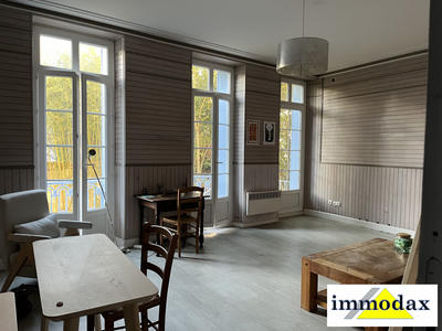 Appartement - 75 m² - 3 pièces