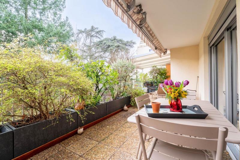 Appartement - 130 m² - 6 pièces