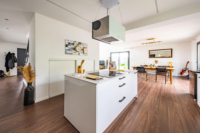 Maison - 168 m² - 6 pièces