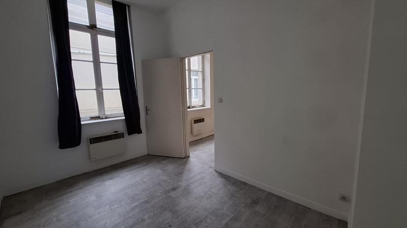 Appartement - 80 m² - 5 pièces