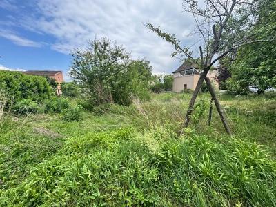 Terrain - 836 m²