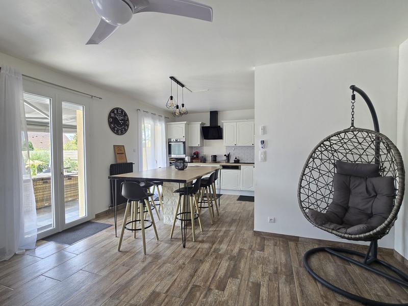 Maison - 160 m² - 7 pièces