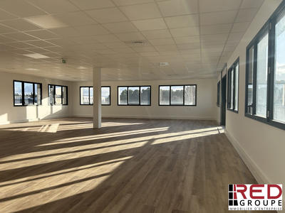 Bureau - 183 m²