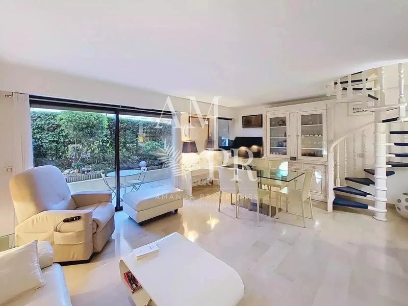 Appartement - 77 m² - 4 pièces