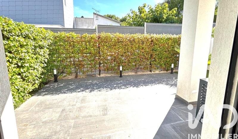 Maison - 306 m² - 9 pièces