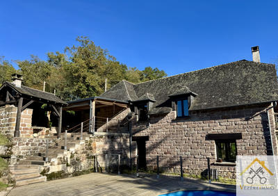 Maison - 191 m² - 6 pièces