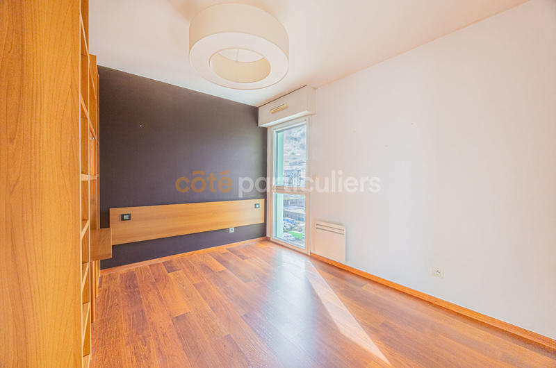 Appartement - 93 m² - 4 pièces
