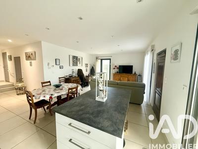 Appartement - 83 m² - 3 pièces