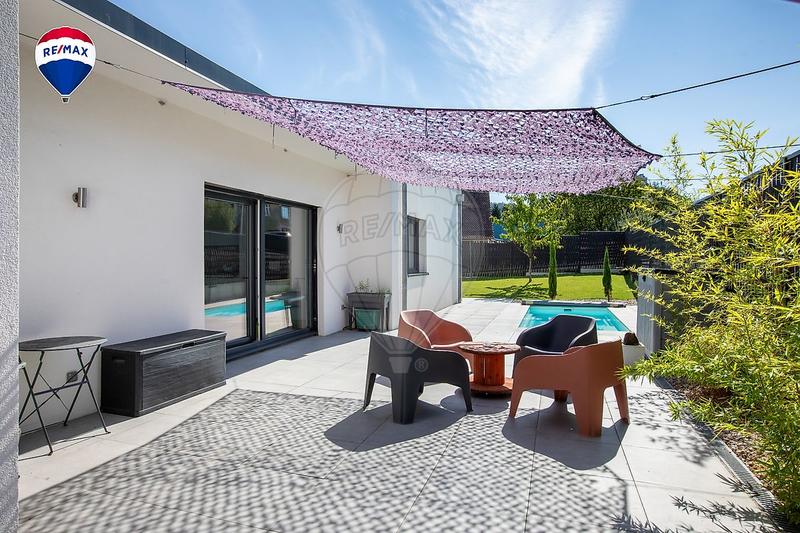 Maison - 138 m² - 5 pièces