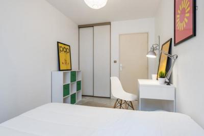 Chambre - 10 m² - 4 pièces