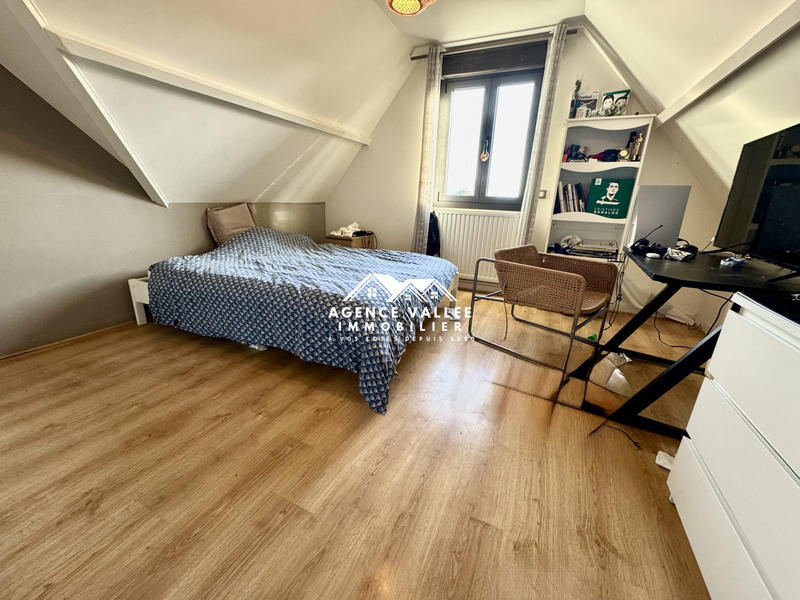 Maison traditionnelle - 160 m² - 7 pièces