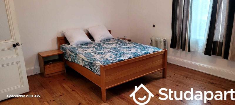 Chambre - 12 m² - 1 pièce