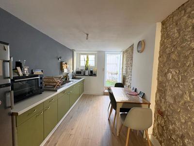 Maison - 96 m² - 6 pièces