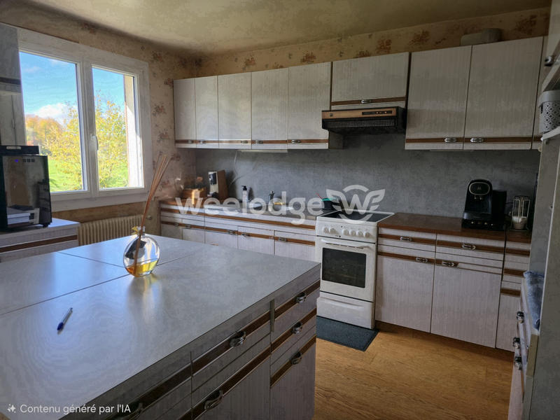 Maison traditionnelle - 82 m² - 5 pièces