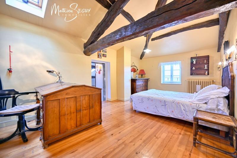 Maison - 161 m² - 7 pièces